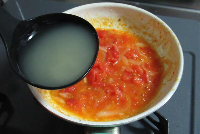 毛ガニのトマトパスタ　作り方